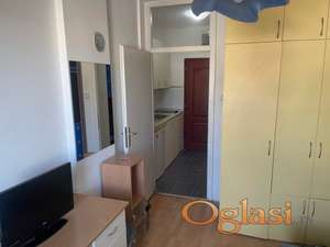 Garsonjera - Ćirpanova ulica - Futoška pijaca