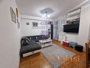 Odličan dvosoban stan 52m2