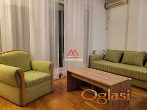 Garsonjera - 27m2 - Centar