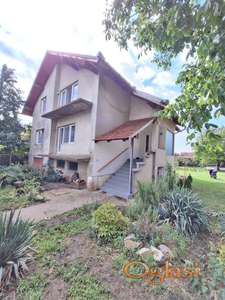 Kuca 390m2 Novi Zednik