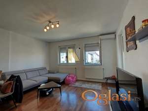 Nov, kompletno namešten troiposoban stan - Adice