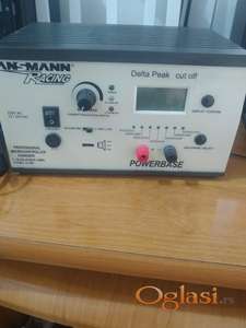 Powerbase – INTELIGENTNI SVESTRANI PUNjAČ i ANALIZATOR Baterija