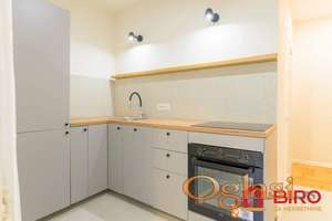 Kompletno renoviran 1-soban stan na Novoj Detelinari – 40 m²
