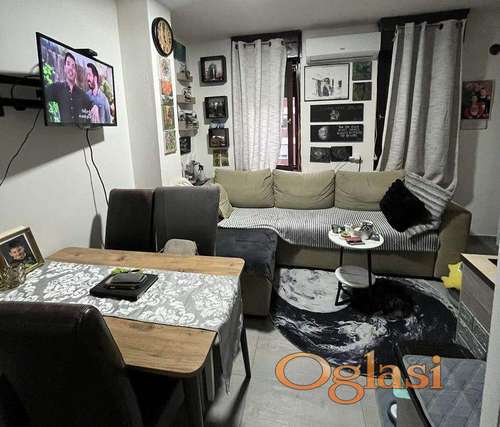 Odličan jednoiposoban stan na Novom Naselju!