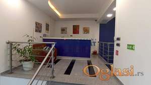 Đeram,180m2,6 kanc.izlog, parking ID#2182