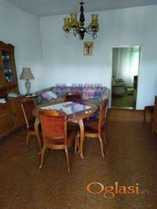 Odlicna kuca u centru Vrdnika