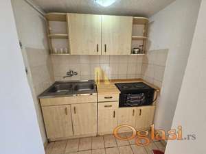 Centar, Vladike Platona, namešten stan