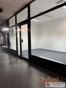 Novi Beograd, TC Piramida, Jurija Gagarina, 18m2