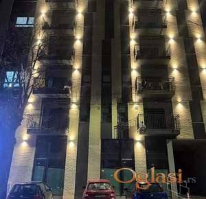 Lokal u  stambeno poslovnoj zgradi,  pogodan za razne delatnosti