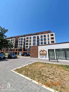 Lux, nov posl. prostor na Bežanijskoj kosi+garaža ID#1424