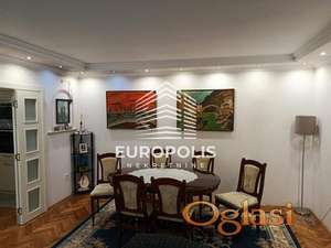 Senjak - četvorosoban stan za porodični život ID#7992