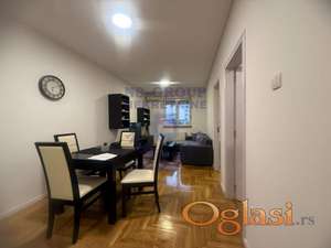 Odličan dvoiposoban nova detelinara 53m2