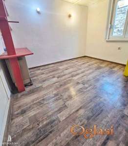 Retko u ponudi, uknjižen stan,investiciona prilika ID#1024