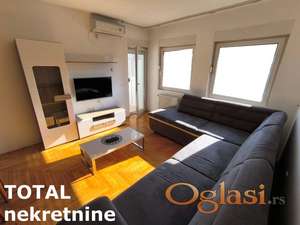 STAN - NOVI SAD - CENTAR - 50m2 - 150000 evra