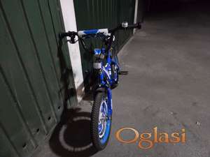 Plavi Hunter dečiji bicikl 16" sa pomoćnim točkićima