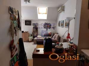 Četorosoban stan u Cara Dušana!