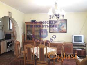 Kuca na atraktivnoj lokaciji!