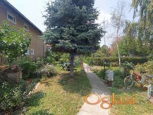 Prodaje se spratna kuća u Veterniku!