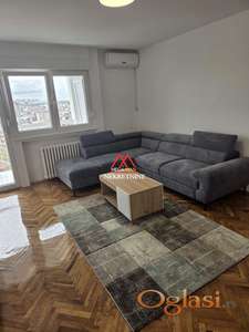 🏡 Renoviran dvoiposoban stan na Beogradskom Keju 🌊✨