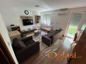 Spratna kuća u mirnom delu Čeneja