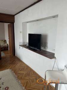 Izdaje se stan u centru grada!