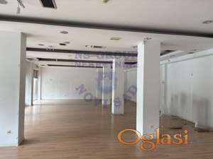 Atraktivan poslovni prostor na izuzetno prometnoj i traženoj lokaciji
