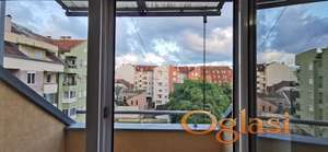 Odlična nameštena garsonjera Puškinova