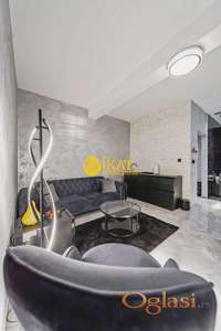 Vojvode Vlahovića 45m2 LUX stan sa baštom 25m2 i garažnim mestom ID#4749