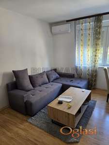 Izdaje se stan na Obilićevom vencu