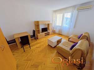 Dobar stan na Bulevaru oslobodjenja