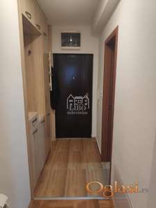 Namešten dvoiposoban stan ID#2424