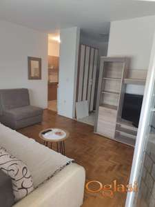 NAMESTENA GARSONJERA NA GRBAVICI, DJORDJA SERVICKOG