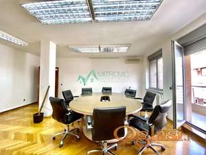 Novi Sad, Spens - Poslovni prostor u blizini Spensa, 117m2. 