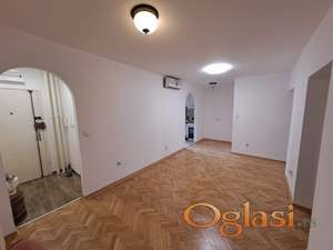 Dvoiposoban stan za izdavanje 70 m2, Resavska