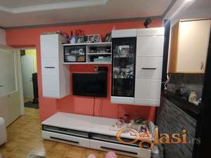 DETELINARA 46+3m2 DVOSOBAN, RENOVIRAN, UKNJIŽEN