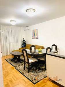 Dvosoban kompletno namešten stan- Socijalno