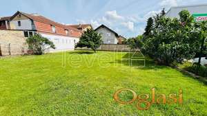 NOVI SAD - VETERNIK - 900.00 m2