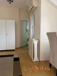 Garsonjera sa odvojenom kuhinjom, 26 m2 sa terasom!