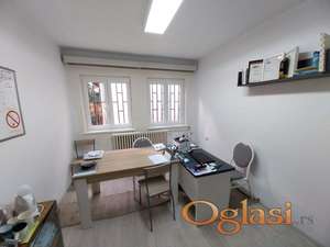 Poslovni prostor,NOVI SAD,CENTAR,kv: 11, € 130, ID: 9101540