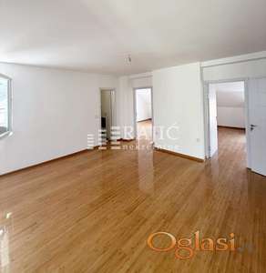 Vračar(Hram Sv.Save)83m2,3.0-luksuzan #4225