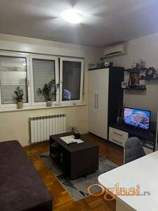 Namesten stan Grbavica