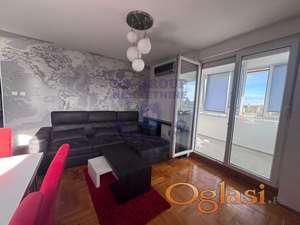 Trosoban stan 62m2 Salajka