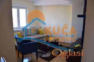 Izdaje se odličan stan kod Pravnog fakulteta, 47m2!