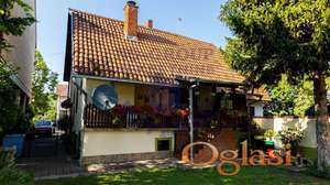 Spratna kuća, 338m2, Klisa