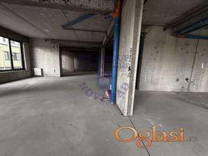 Poslovni prostor u novoj zgradi na Salajci!