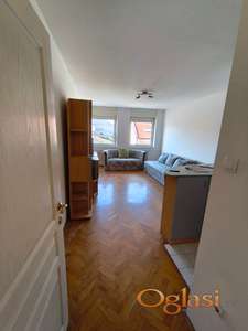 Na prodaju jednosoban stan kod Bulevara