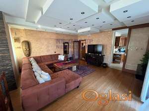 Komforan stan na Grbavici 115m2