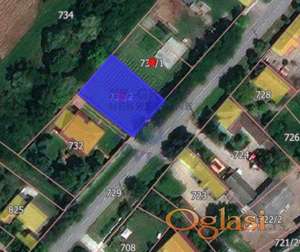 Savršena lokacija u Ravnom Selu, na glavnom putu, centar.