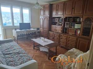Izdaje se odličan stan kod Pravnog fakulteta, 66m2