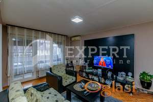 Stan 81m2 na Trošarini u vojnim zgradama